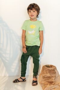 HEBE - t-shirt - kat - licht groen - Eileen4Kids